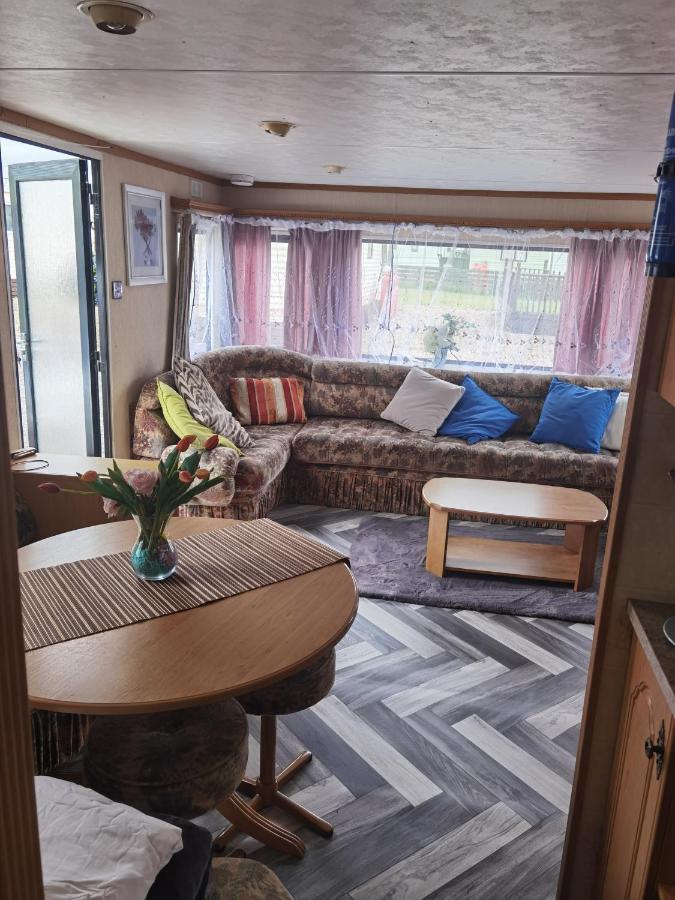 Vila Lochlands Caravan Park X Forfar Exteriér fotografie